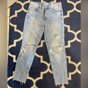 Light Wash High-Rise Gargage Ripped Jeans